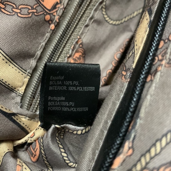 Cute back PVC backpack - Picture 10 of 16